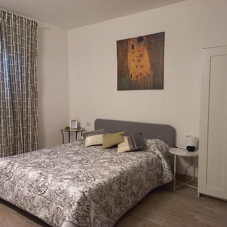 Rose House Rent Apartamento Osimo Exterior foto